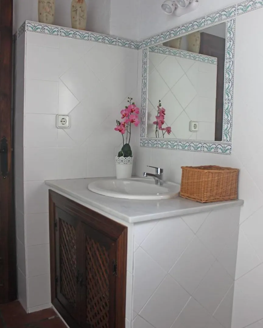 بيت للعطل فيلا Casa Torre Canillas de Aceituno إسبانيا
